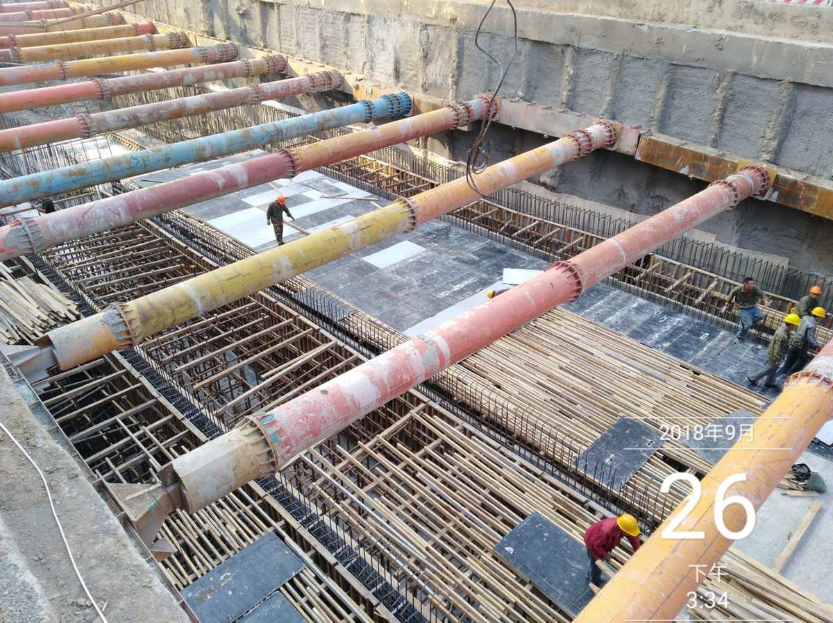 地下綜合管廊廊體建造 支模施工的材料、設(shè)備、技術(shù)與標(biāo)準(zhǔn)革新